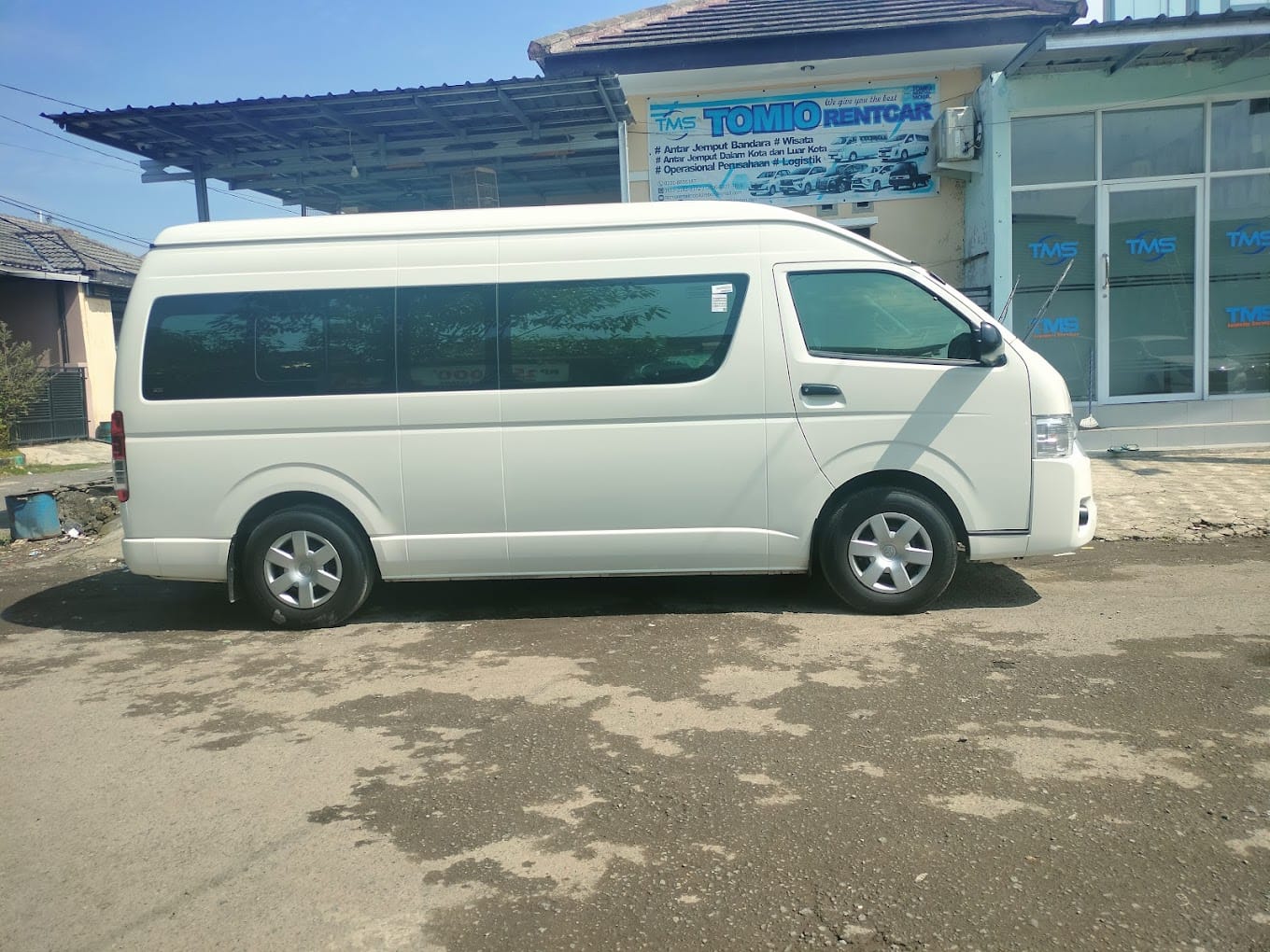 Gallery Sewa Mobil Cirebon Jakarta Tangerang tomio ciperna3